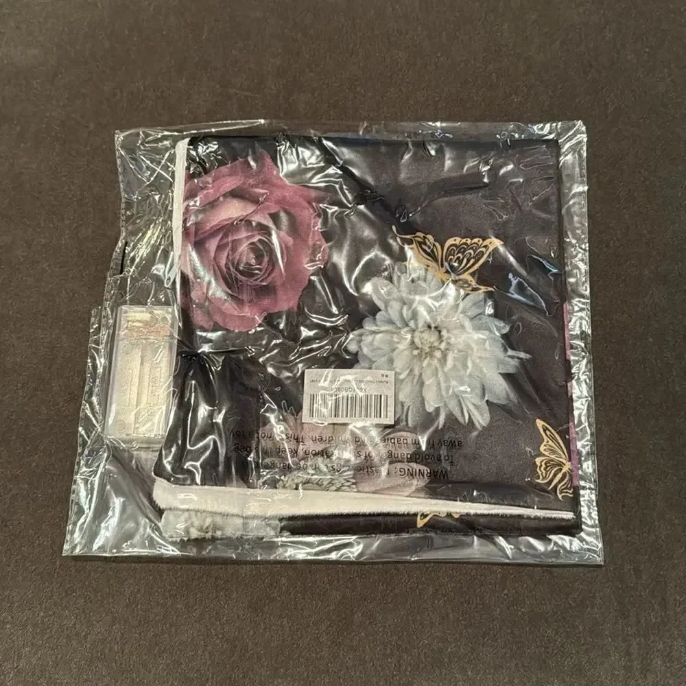 Light Up LED Decorative Unicorn Pillow Case & Flowers Pillow Case 18”x18” NEW